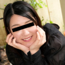 中居絢音
